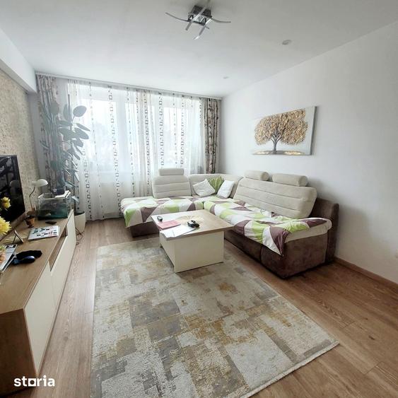 Apartament cu 2 camere semidecomandat, mobilat în Ștrand