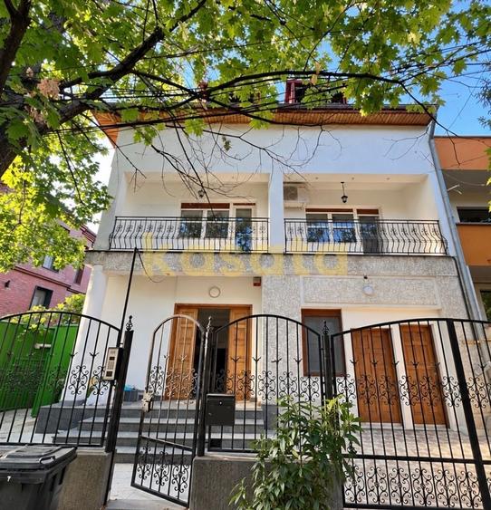 Casă cu 5 camere cu Canalizare în Mihai Bravu