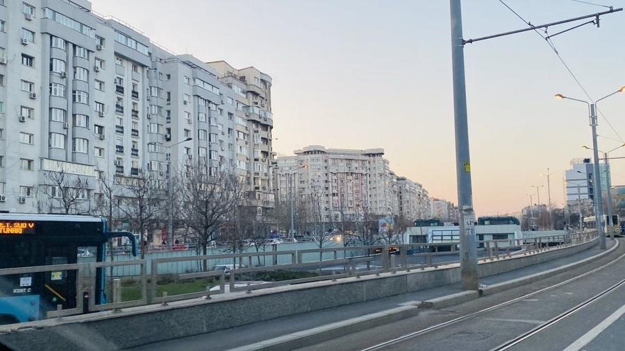 Decebal-Pasaj Muncii, dec, 8/10,mobilat+utilat, langa metrou, 499 euro - 11