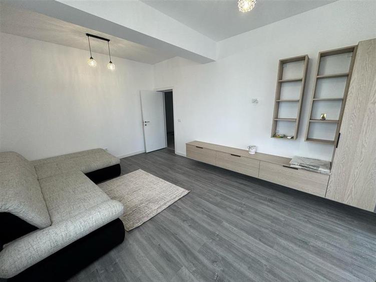 Apartament cu 2 camere decomandat, mobilat în Nord