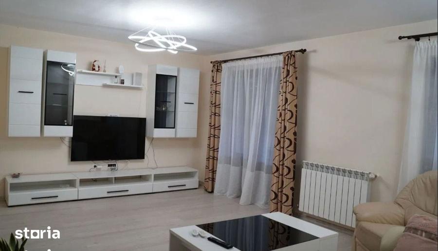 Casă cu 4 camere cu Teren 300 Mp în Dumbrăvița