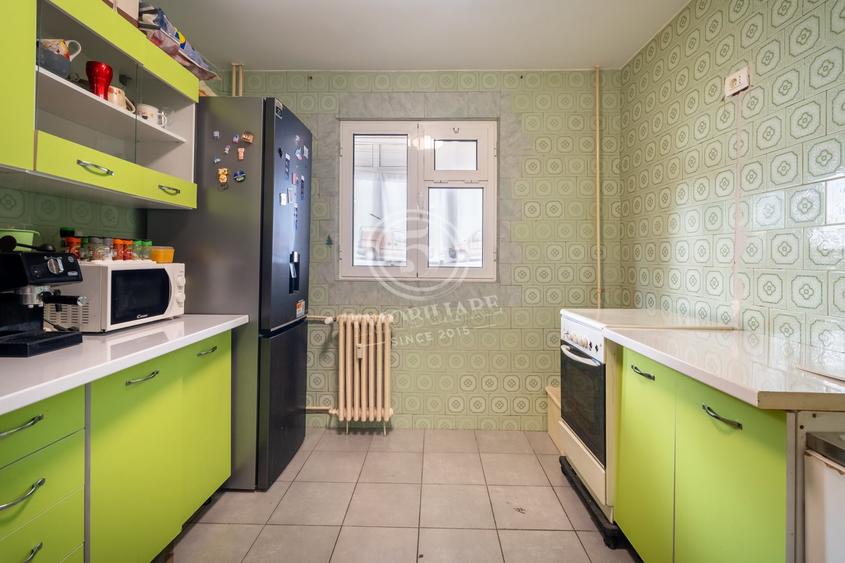 Apartament cu 3 camere decomandat, mobilat în Dristor