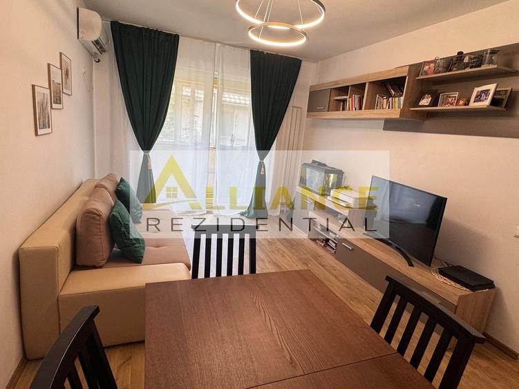 Apartament cu 2 camere decomandat, mobilat în Sud