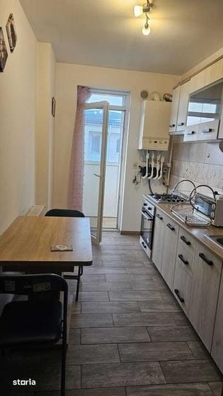 Apartament cu 2 camere decomandat în Berceni