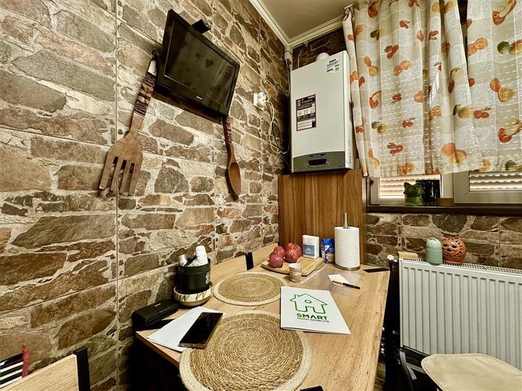 Apartament cu 2 camere decomandat în Boul Roșu