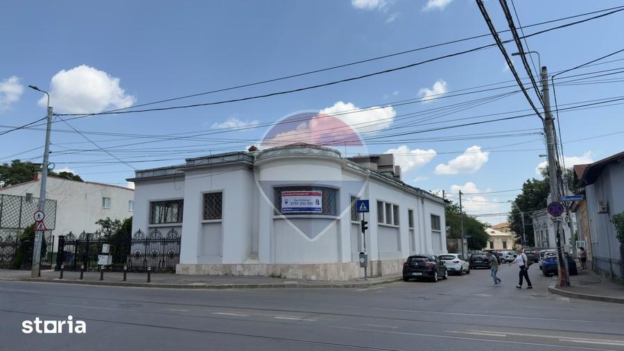 Spațiu comercial, de 420 mp, în Central