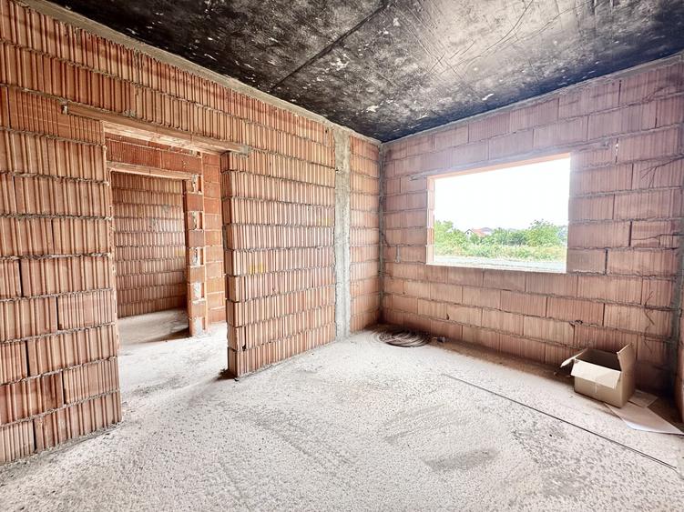 Duplex pe parter | 3 camere | 2 bai | Pod mansardabil | Mosnita Noua - 14
