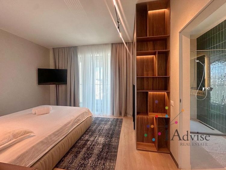 Apartament cu 4 camere decomandat, mobilat în Central