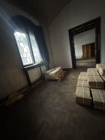 Casă individuală cu 12 camere cu Canalizare în Pache Protopopescu