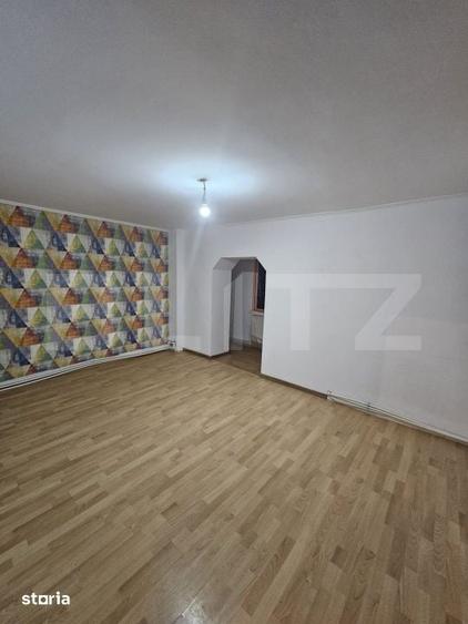 Apartament cu 4 camere în Obcini