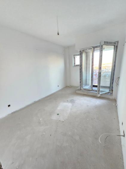 Apartament cu 2 camere decomandat în Chitila