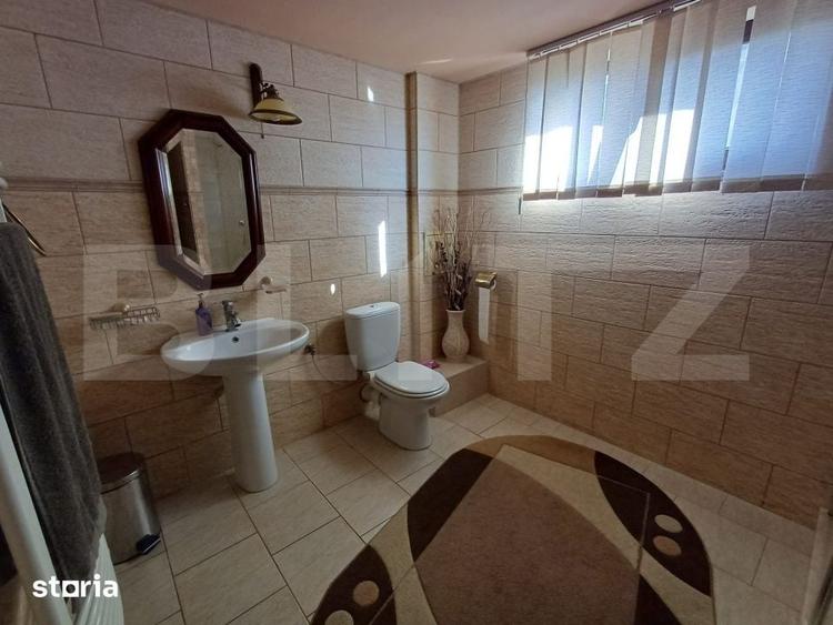 Casă cu 5 camere cu Teren 400 Mp în Obcini