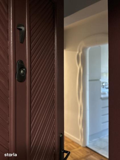 Apartament cu 3 camere decomandat în Rogerius