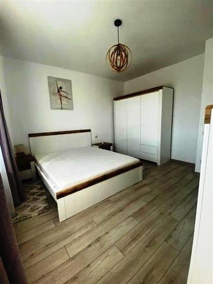 Apartament cu 2 camere decomandat, mobilat în Periferie