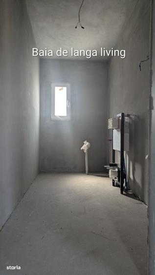 Casă cu 4 camere în Vladimirescu