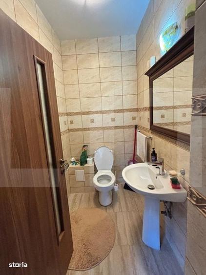 Spațiu comercial, de 365 mp, în Băiceni
