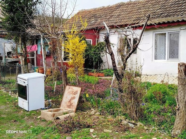 vanzare casa ?i teren 2440 mp - 6