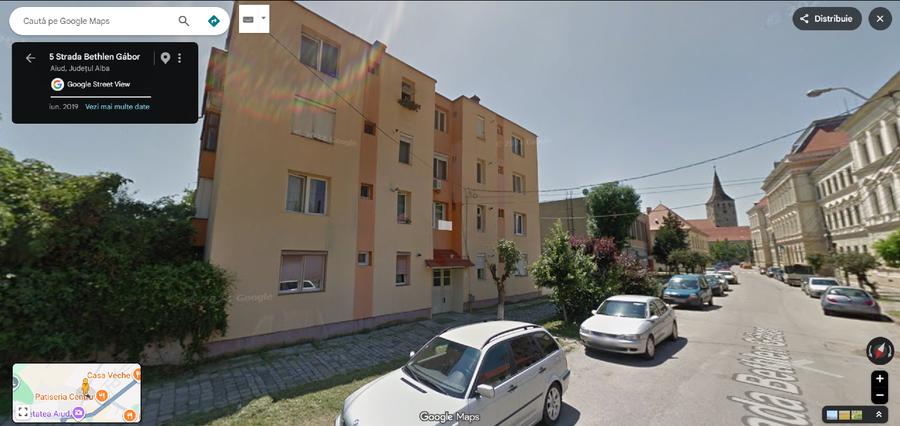 Apartament cu 3 camere decomandat, mobilat în Nord-Est