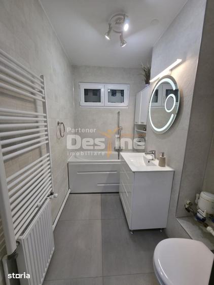 Apartament cu 3 camere semidecomandat în Militari