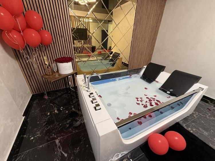 Apartament cu Jacuzzi 5* - 5