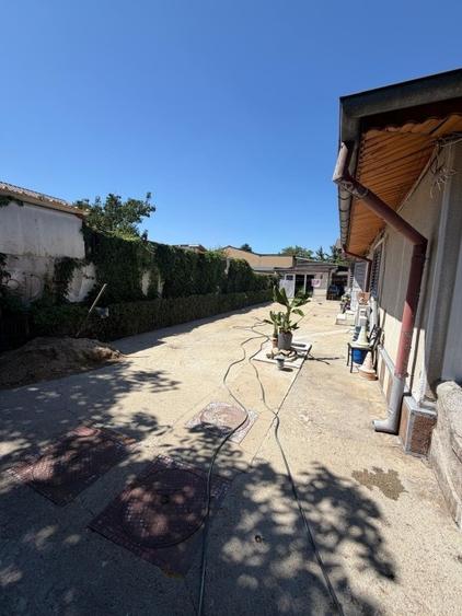 Casă individuală cu 5 camere cu Canalizare în Bucureștii Noi