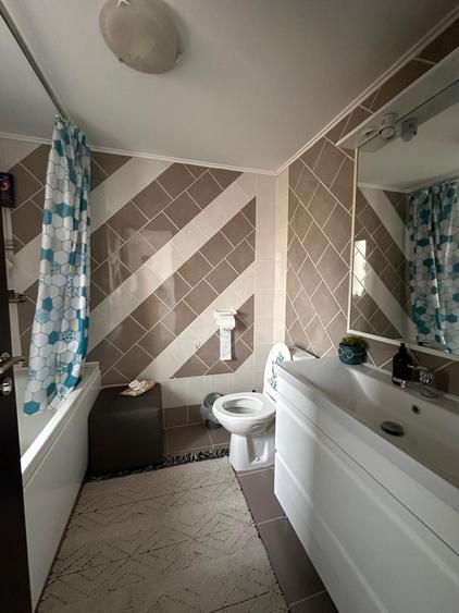 Duplex cu 3 camere cu Canalizare în Domnești