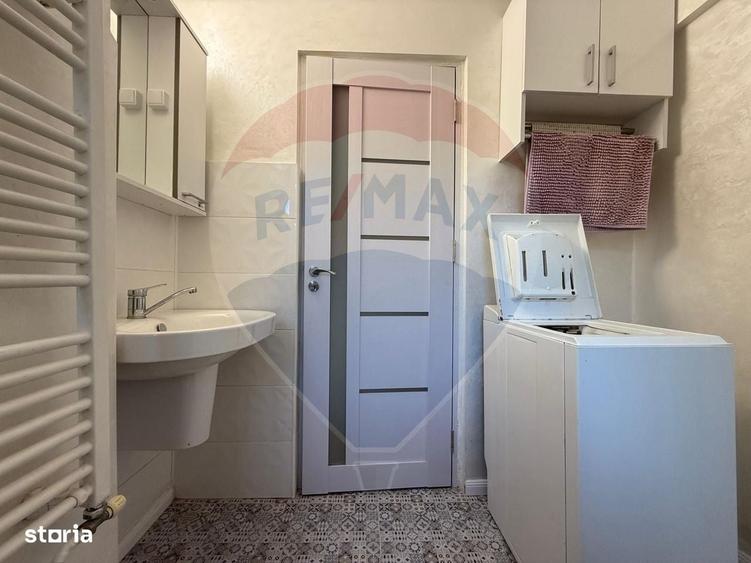Apartament cu 2 camere, mobilat în Central