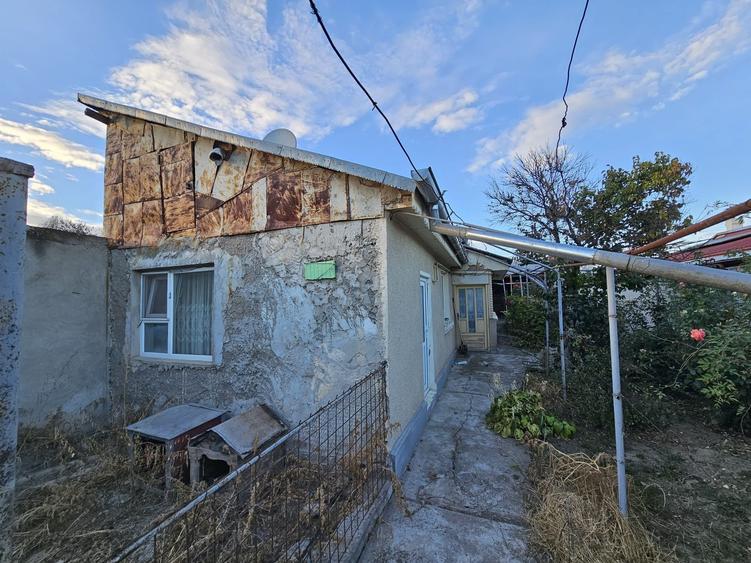 Casă cu 3 camere în Chercea