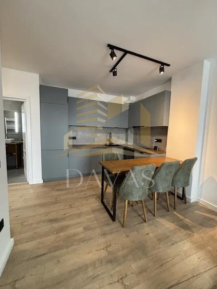 Apartament cu 2 camere semidecomandat, mobilat în Mărăști