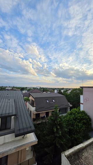 Apartament cu 6 camere în Chitila