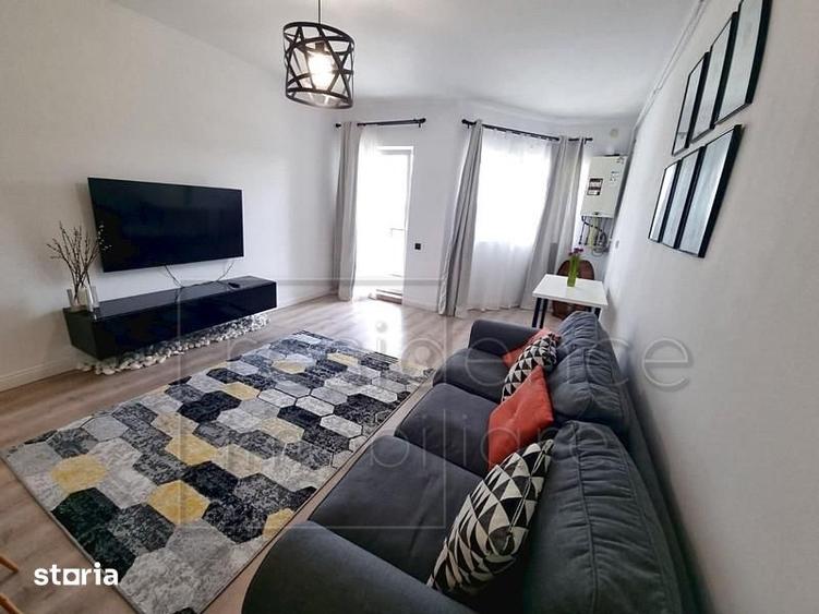 Apartament cu 3 camere semidecomandat, mobilat în Bună Ziua