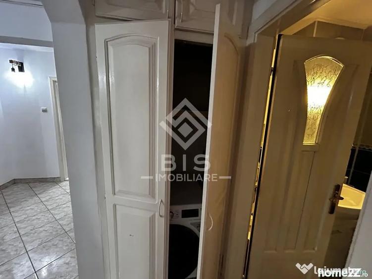 Apartament cu 4 camere decomandat în Central