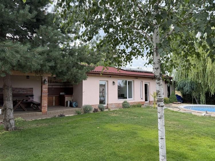 Casă cu 4 camere cu Teren 650 Mp în Tinca