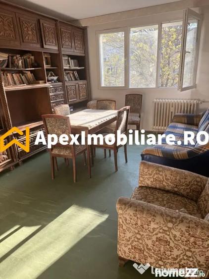 Apartament cu 3 camere decomandat în Brâncoveanu