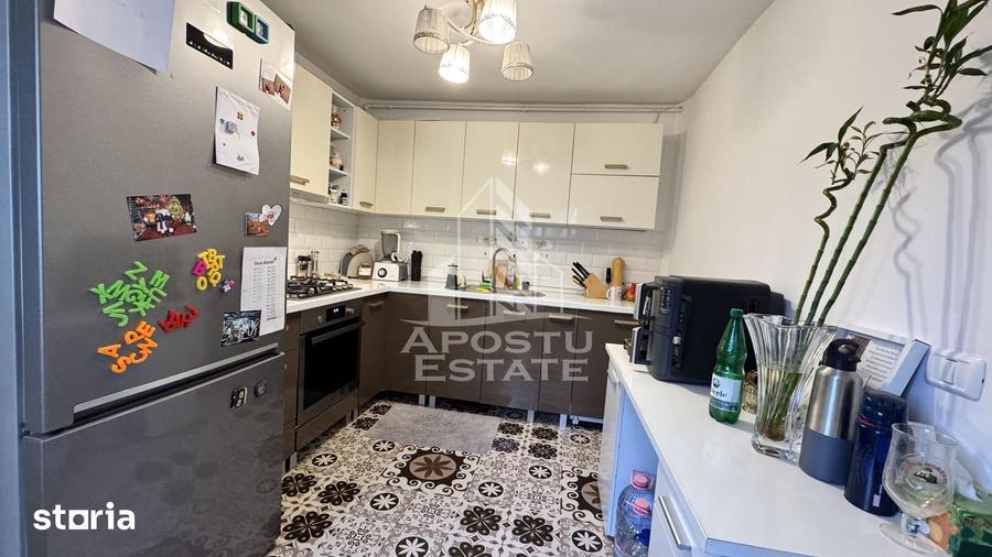 Apartament cu 3 camere în Steaua