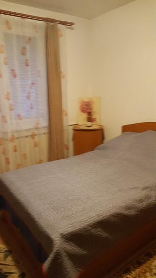 Apartament cu 3 camere decomandat în Sebastian