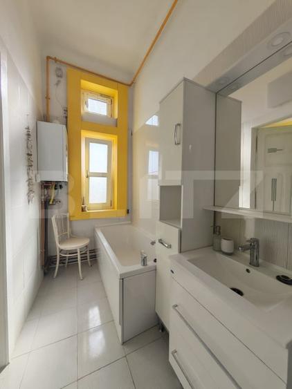 Apartament cu 3 camere decomandat, mobilat în Sinaia