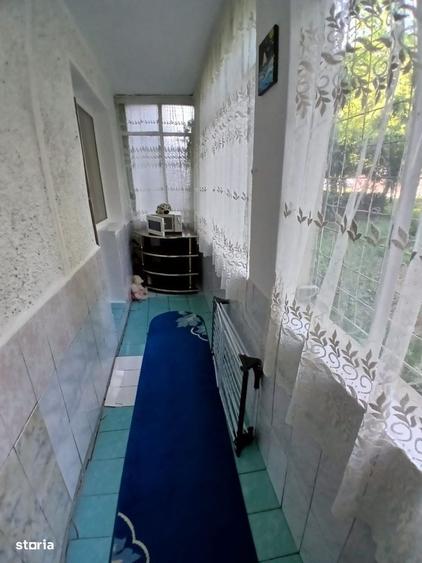 Apartament cu 2 camere nedecomandat în Narcisa