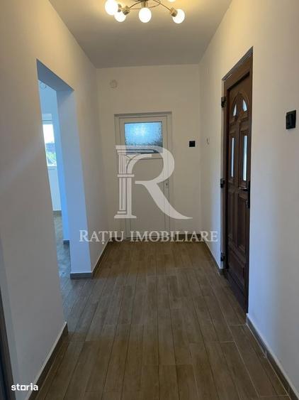 Casă cu 2 camere în Stracoș