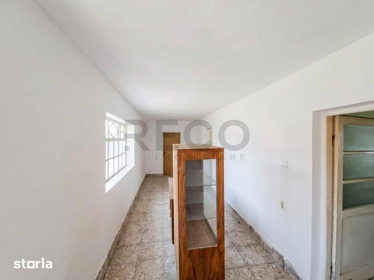 Casă cu 3 camere cu Teren 1940 Mp în Biharia