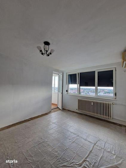 Apartament cu 2 camere semidecomandat în Rahova