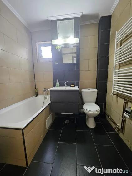 Apartament cu 2 camere decomandat în Ultracentral