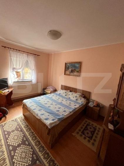 Casă individuală cu 5 camere cu Garaj în Nord