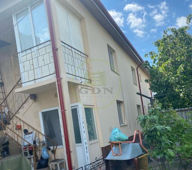 Casă individuală cu 5 camere cu Canalizare în Craiovița Nouă