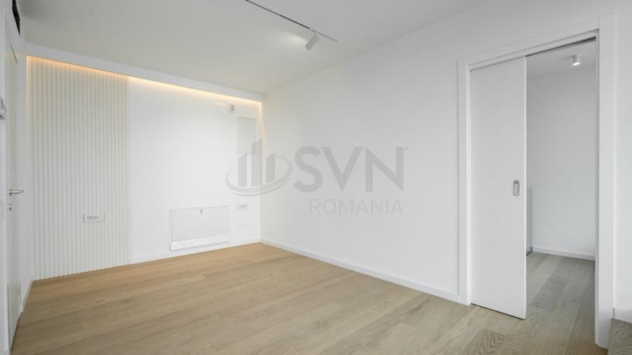 Casă individuală cu 6 camere cu Canalizare în Pipera
