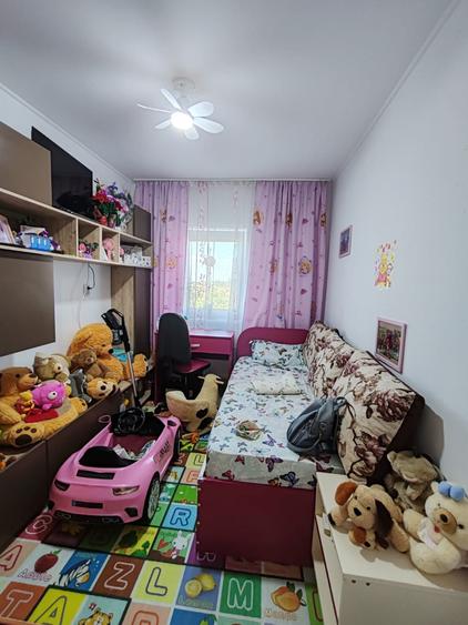 Apartament cu 2 camere decomandat, mobilat în Craiter