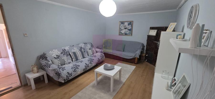 Duplex cu 3 camere cu Canalizare în Est