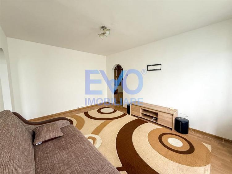 Apartament cu 2 camere semidecomandat în Zimbru