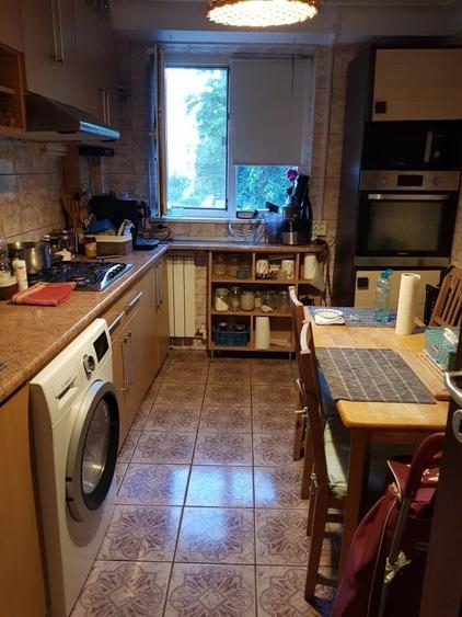 Apartament cu 2 camere decomandat în Sârbi