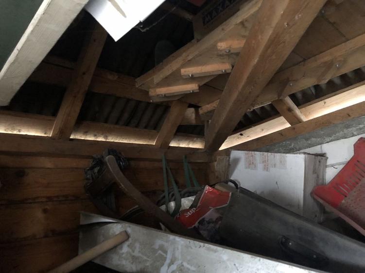 Casă cu 2 camere cu Teren 36 Mp în Central